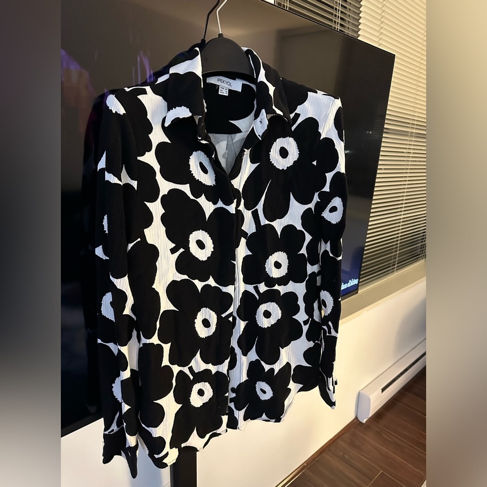 Ipekyol floral suit( blouse and pants) size 36 eu